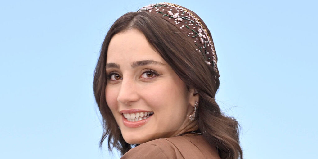 سها نیاستی با این استایل شیک در جشنواره برلین درخشید؛ استایلی که از بازیگر «زن و بچه» ندیده بودید