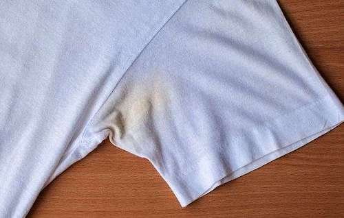 چرک مردگی لباسهای سفید
