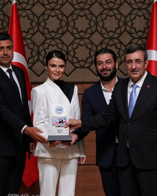 کتوشلوار سفید متفاوت