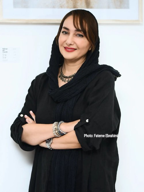 اکسسوری‌های مشکی و نقره‌ای