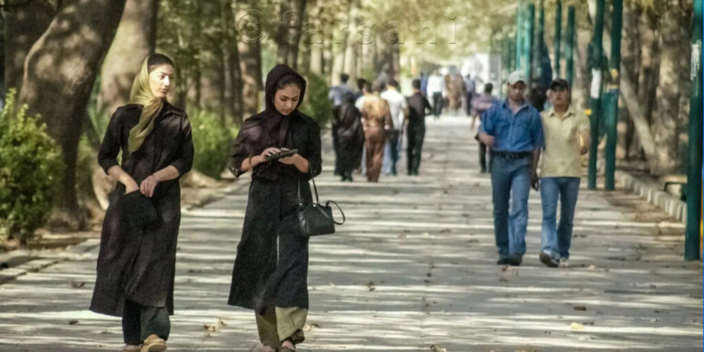 خرداد ۱۳۸۰ و استایل‌های متفاوت سه جوان ایرانی برای دویدن