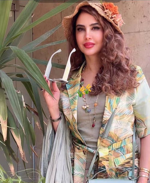 چهره‌ای متفاوت از نگین