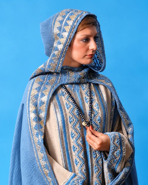 لباس گوگوش با کفتان
