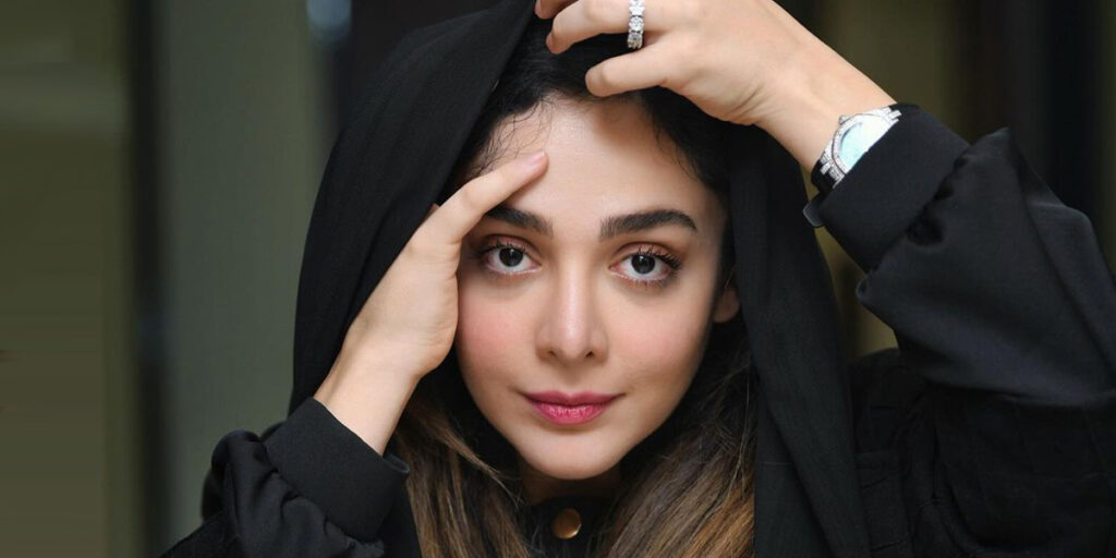 یک خط چشم آبی استایل المیرا دهقانی را نجات داد