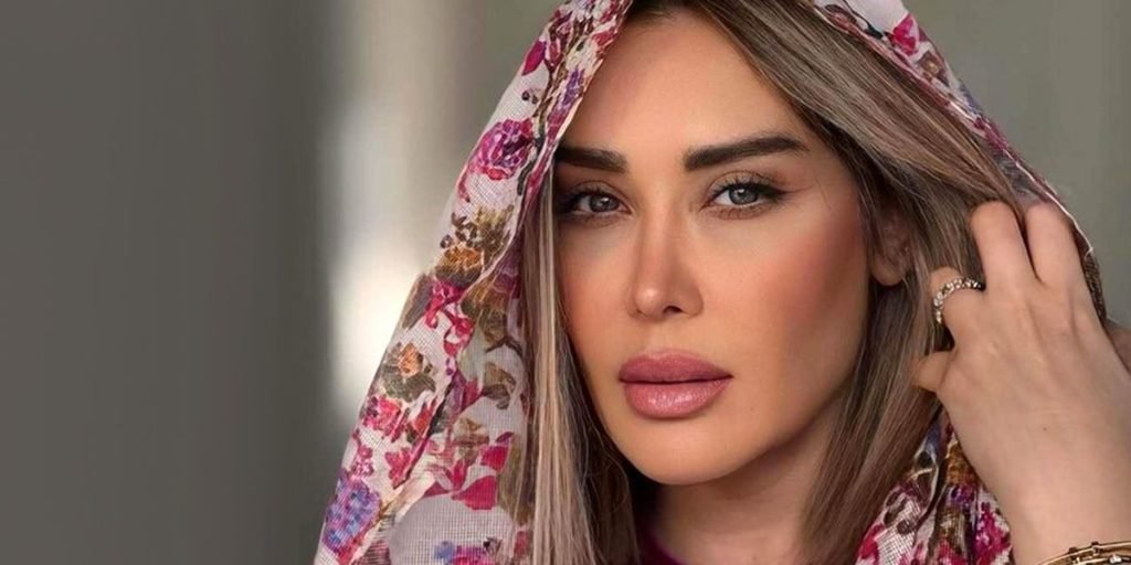 استایل تماممشکی سارا منجزیپور