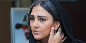 هدی زین‌العابدین دو ترند پرطرفدار پاییز را در استایلش به کار برد!